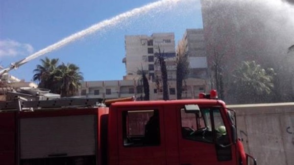  الحماية المدنية تسيطر على حريق فى منطقة المعتمدية بالجيزة 
