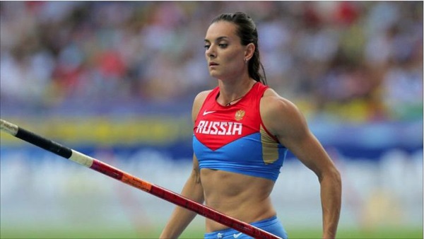 بطلة القفز بالزانة الروسية ايزينبايفا تعلن اعتزالها اليوم فى ريو