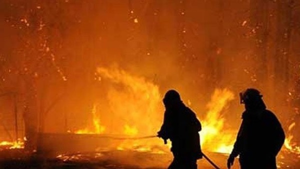 السيطرة علي حريق بـ 20 «عشة» بالمرج السيطرة علي حريق بـ 20 «عشة» بالمرج