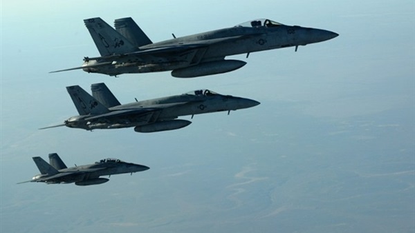 طيران التحالف الدولي يقصف مواقع «داعش» بجزيرة الخالدية وشمالي العراق