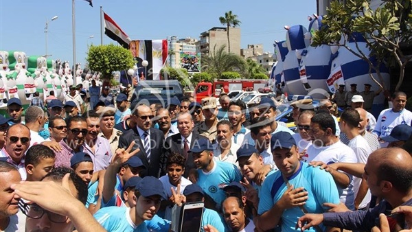 بالصور.. محافظ دمياط يطلق إشارة البدء لحملة «حلوة يابلدى بينا كلنا»