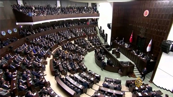 عضو بالكنيست يرحب بمصادقة البرلمان التركي مع إسرائيل عضو بالكنيست يرحب بمصادقة البرلمان التركي مع إسرائيل