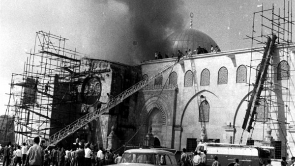 حدث في مثل هذا اليوم.. إحراق المسجد الأقصى على يد مايكل دينس.. إيطاليا تعلن الحرب على الدولة العثمانية في الحرب العالمية الأولى.. الآلاف يحتفلون بسقوط القذافي.. و لاتفيا تعلن استقلالها حدث في مثل هذا اليوم.. إحراق المسجد الأقصى على يد مايكل دينس.. إيطاليا تعلن الحرب على الدولة العثمانية في الحرب العالمية الأولى.. الآلاف يحتفلون بسقوط القذافي.. و لاتفيا تعلن استقلالها