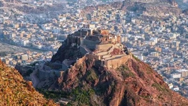 الجيش والمقاومة في تعز يحررون التبة السوداء وجبل الهان وأكمة الصياحي الجيش والمقاومة في تعز يحررون التبة السوداء وجبل الهان وأكمة الصياحي