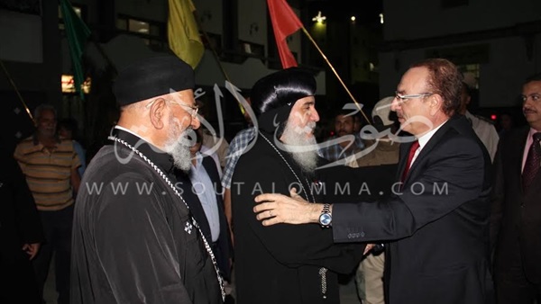 بالصور.. محافظ بني سويف يشارك الأقباط احتفالهم بمولد السيدة العذراء بالصور.. محافظ بني سويف يشارك الأقباط احتفالهم بمولد السيدة العذراء