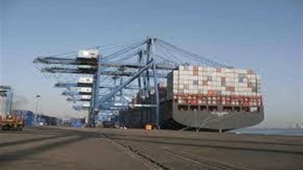 اليوم.. ميناء دمياط يستقبل 10000 طن زيت اليوم.. ميناء دمياط يستقبل 10000 طن زيت