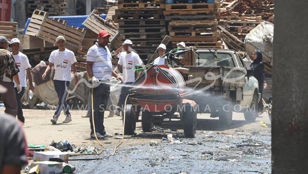 بالصور.. «حلوة يا بلدي» تنجح في رفع أطنان القمامة ببورسعيد