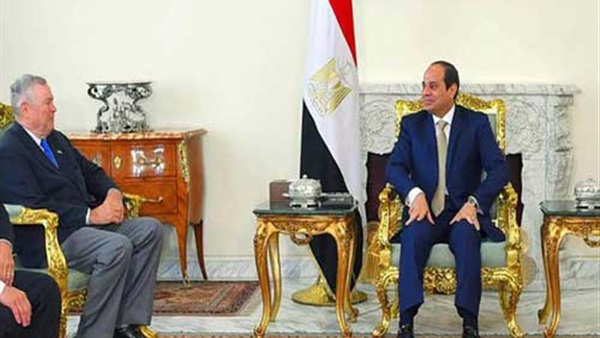 السيسي يبحث تعزيز العلاقات الاستراتيجية مع عضو البرلمان الأمريكي السيسي يبحث تعزيز العلاقات الاستراتيجية مع عضو البرلمان الأمريكي