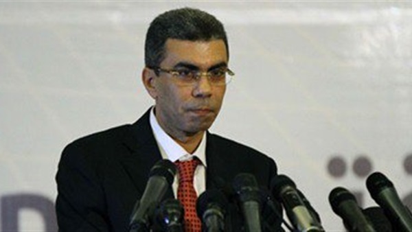ياسر رزق يكشف عن مصير«رئيس الوزراء ووزير الكهرباء»في التعديل الجديد ياسر رزق يكشف عن مصير«رئيس الوزراء ووزير الكهرباء»في التعديل الجديد