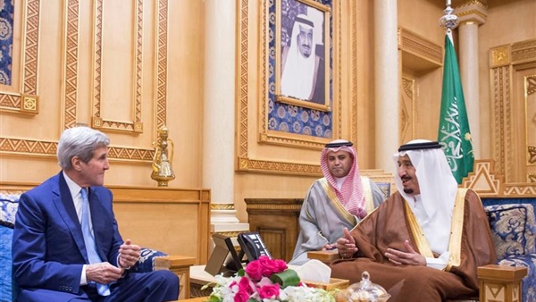 خادم الحرمين الشريفين يستقبل وزير الخارجية الأمريكي