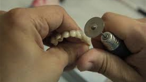 وكيل «صحة الإسكندرية» يفتتح معمل تركيبات الأسنان بالإسكندرية