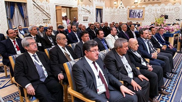 المعارضة السورية: "اتفاق الإجلاء" في مدينة داريا يدخل حيز التنفيذ اعتبارا من اليوم المعارضة السورية: "اتفاق الإجلاء" في مدينة داريا يدخل حيز التنفيذ اعتبارا من اليوم