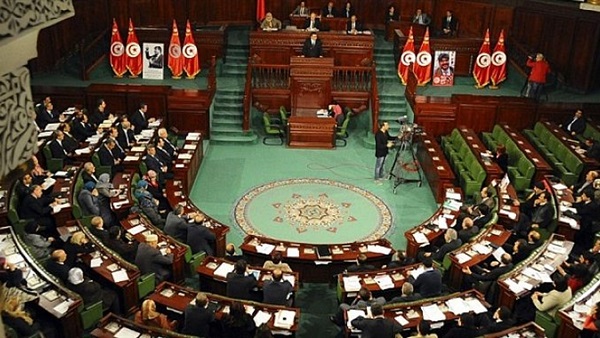 البرلمان التونسي يواصل الجلسة العامة لنظر منح الثقة لحكومة الشاهد البرلمان التونسي يواصل الجلسة العامة لنظر منح الثقة لحكومة الشاهد