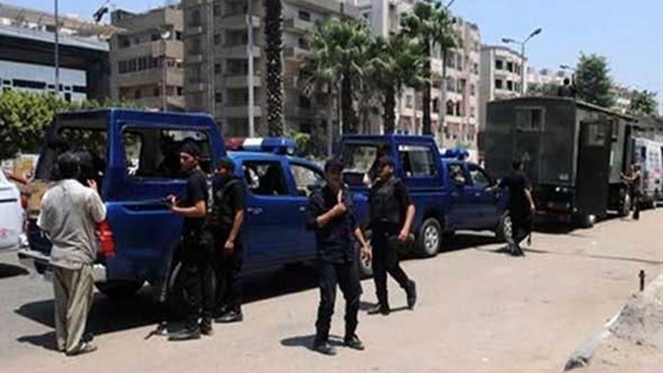 الأمن يشن 3 حملات لضبط المتهمين بمحاولة اغتيال «على جمعة» 