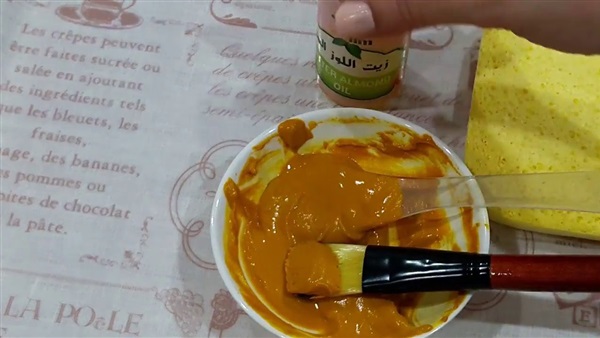 قناع الكركم يخلصك من بقع البشرة قناع الكركم يخلصك من بقع البشرة