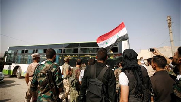 خروج المقاتلين والمدنيين يتيح للجيش السوري السيطرة على داريا