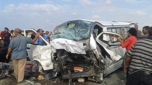 مصرع ١٠ وإصابة ٣٢ فى انقلاب حافلة جنوبى الصين