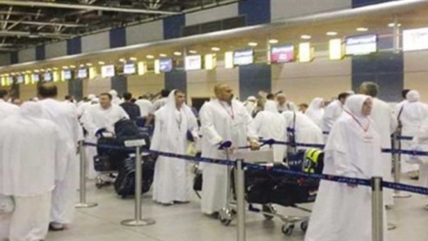 السعودية: وصول 698 ألفا و822 حاجا إلى المملكة