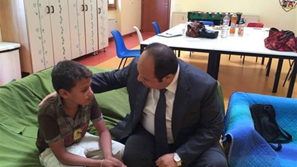 السفير الإيطالي يبلغ أسرة «مصاب السرطان» بإنهاء إجراءات السفر لروما 