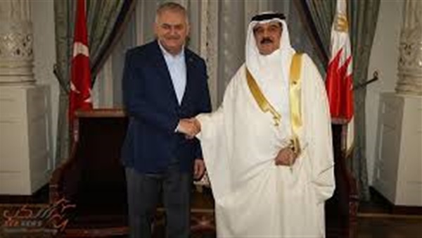 العاهل البحريني يشيد بدور تركيا في محيطها الإقليمي والدولي