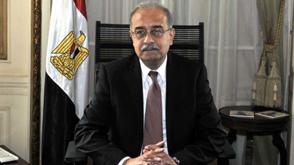 رئيس الوزراء يتوجه إلى البحيرة لمتابعة آثار سقوط الأمطار رئيس الوزراء يتوجه إلى البحيرة لمتابعة آثار سقوط الأمطار