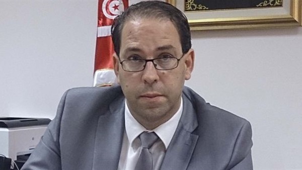 رئيس الحكومة التونسية يتفقد ثكنة الحرس الوطني بالعوينة برفقة وزير الداخلية