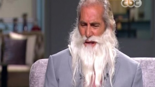 جوزيه يكشف للصحافة البرتغالية سبب دخوله باللحية والعكاز!