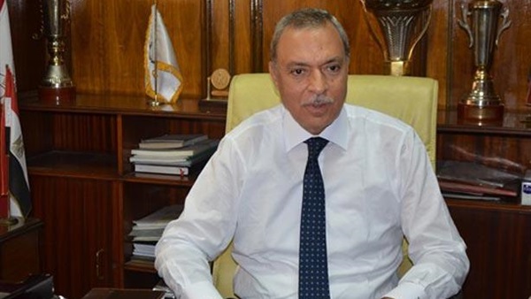 محافظ قنا: الانتهاء من رفع المخلفات بطريق معبد دندرة