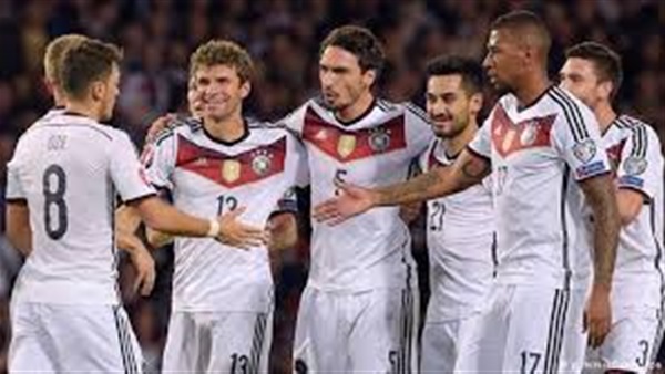 ألمانيا تتعادل مع فنلندا سلبيا في الشوط الأول ألمانيا تتعادل مع فنلندا سلبيا في الشوط الأول