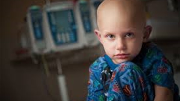 أطفال مستشفى السرطان يؤازرون الفراعنة قبل السفر لجنوب إفريقيا