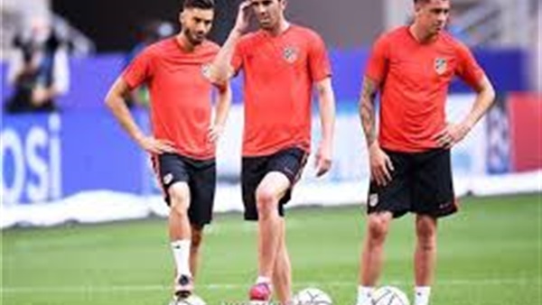 أتلتيكو مدريد يخوض مرانه بحضور 4 لاعبين فقط من الفريق الأول أتلتيكو مدريد يخوض مرانه بحضور 4 لاعبين فقط من الفريق الأول