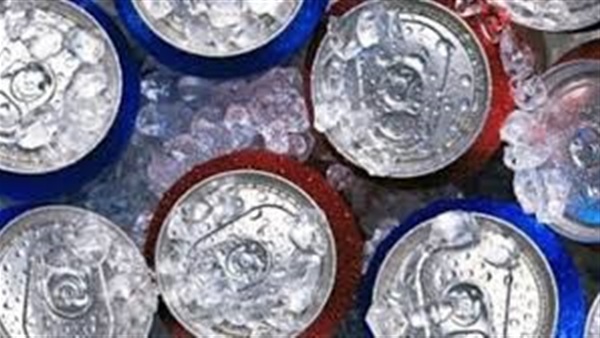 شركة مياه غازية ستضع شعارا تحذيريا أحمر للون بالمحتوى العالى من السكر شركة مياه غازية ستضع شعارا تحذيريا أحمر للون بالمحتوى العالى من السكر