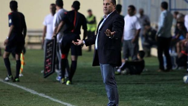 بيسيرو يستقر علي 3 لاعبين للرحيل عن القلعة الحمراء