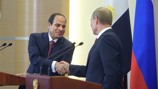 تفاصيل الاتصال بين السيسي وبوتين لعودة السياحة الروسية تفاصيل الاتصال بين السيسي وبوتين لعودة السياحة الروسية