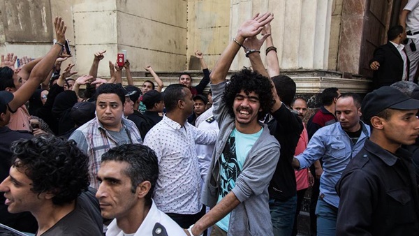 20حزب و130 شخصية يطالبون بالإفراج عن «مسجوني الأرض» 20حزب و130 شخصية يطالبون بالإفراج عن «مسجوني الأرض»
