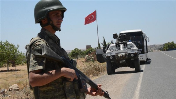 مقتل وإصابة 16 جنديا فى اشتباكات مع مسلحين أكراد شرقى تركيا مقتل وإصابة 16 جنديا فى اشتباكات مع مسلحين أكراد شرقى تركيا