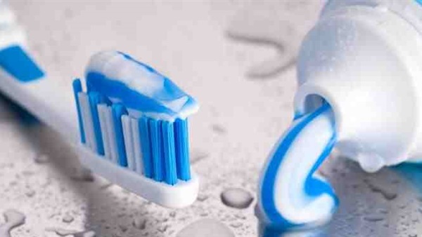 دراسة.. احذرى استخدام معجون الاسنان 