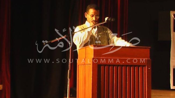 «فن الإلقاء ومواجهة الجمهور» في لقاء نادي أدب أسيوط «فن الإلقاء ومواجهة الجمهور» في لقاء نادي أدب أسيوط