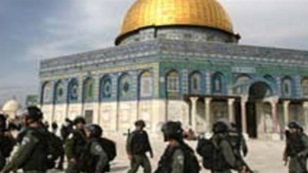 تصادم الدين والسياسة يشل حركة القطارات في إسرائيل تصادم الدين والسياسة يشل حركة القطارات في إسرائيل