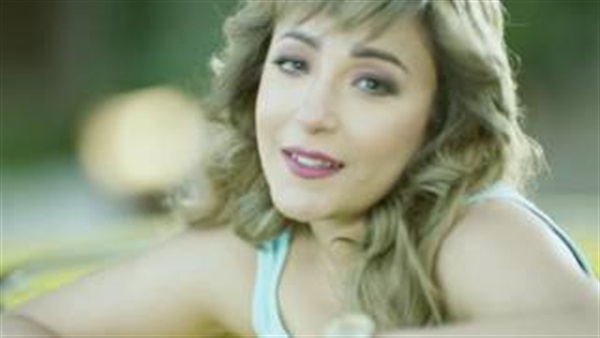 بالفيديو.. طرب هيتس تطرح برمو «مجنونة بيه» على اليوتيوب بالفيديو.. طرب هيتس تطرح برمو «مجنونة بيه» على اليوتيوب