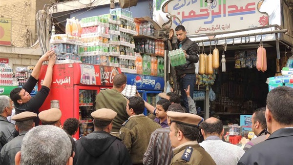 تنفيذ 68 قرار إزالة وفتح 5 منافذ لتوزيع السلع الغذائية بديروط تنفيذ 68 قرار إزالة وفتح 5 منافذ لتوزيع السلع الغذائية بديروط