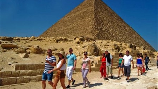 الاحصاء: 15% نسبة الانخفاض فى عدد السائحين القادمين من روسيا