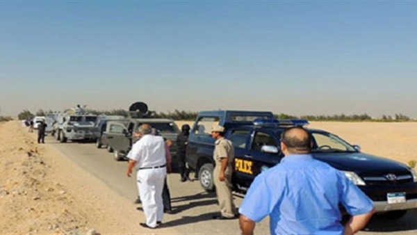 قوات الأمن بالسويس تواصل نشاطها لتطهير«القناة» من العناصر الاجرامية قوات الأمن بالسويس تواصل نشاطها لتطهير«القناة» من العناصر الاجرامية