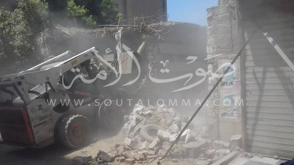 بالصور.. إزالة 277 حالة إشغال من الطرق الرئيسية بالمنيا بالصور.. إزالة 277 حالة إشغال من الطرق الرئيسية بالمنيا