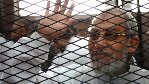 تأجيل محاكمة «بديع» و738 متهما في «فض اعتصام رابعة» لـ8 أكتوبر