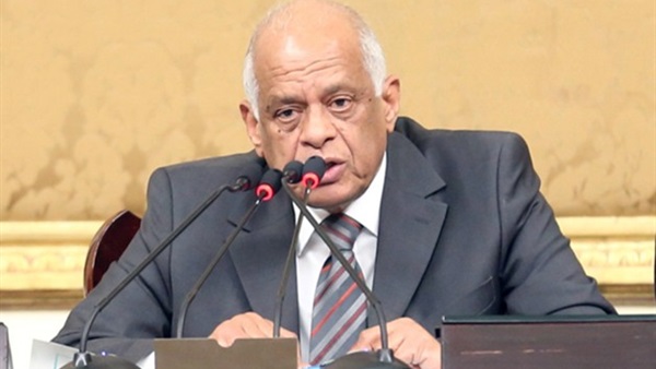 مشادات بالبرلمان بسبب حذف جملة «تيران وصنافير مصرية»
