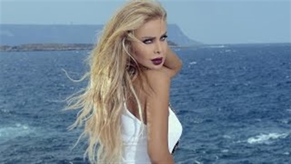 بالفيديو.. رولا سعد تطرح كليب «كتير بجن عليك»