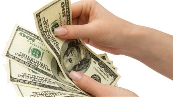 تعرف على أسعار الدولار في السوق السوداء تعرف على أسعار الدولار في السوق السوداء