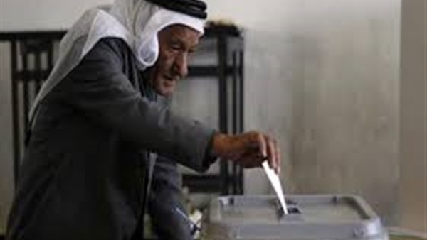 محكمة فلسطينية تؤجل الانتخابات المحلية محكمة فلسطينية تؤجل الانتخابات المحلية