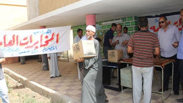 توزيع 3000 كرتونة بالقرى الأكثر احتياجا بالأقصر توزيع 3000 كرتونة بالقرى الأكثر احتياجا بالأقصر